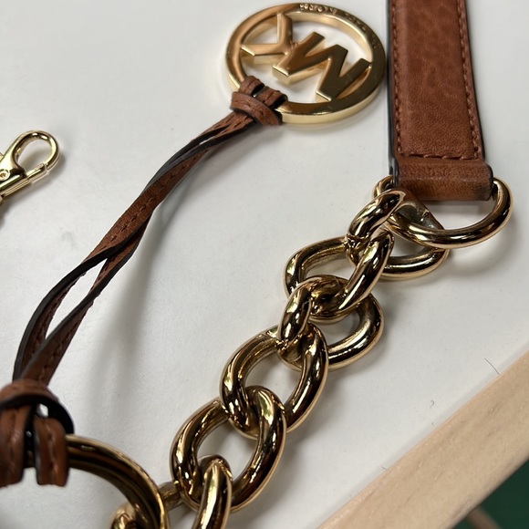 MK purse - Picture 5 of 8